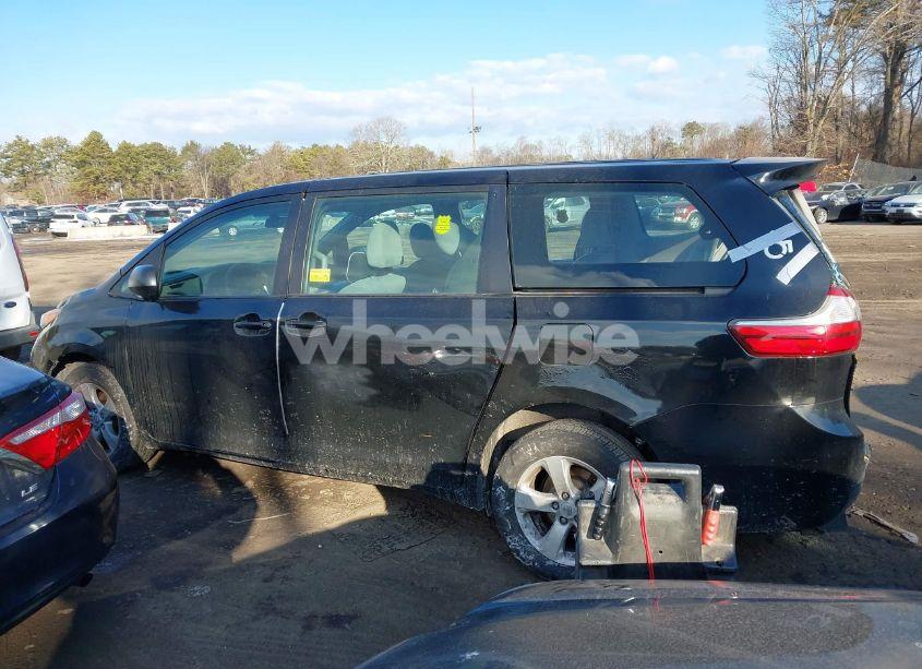 Photo 14 of 2015 Toyota Sienna L 7 PASSENGER (VIN 5TDZK3DC0FS539456)