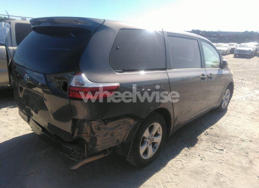Photo 4 of 2015 Toyota Sienna L 7 PASSENGER (VIN 5TDZK3DC0FS583733)