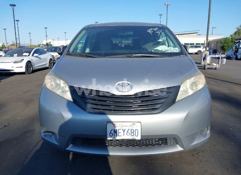 Photo 12 of 2011 Toyota Sienna BASE V6 (VIN 5TDZK3DC1BS016666)