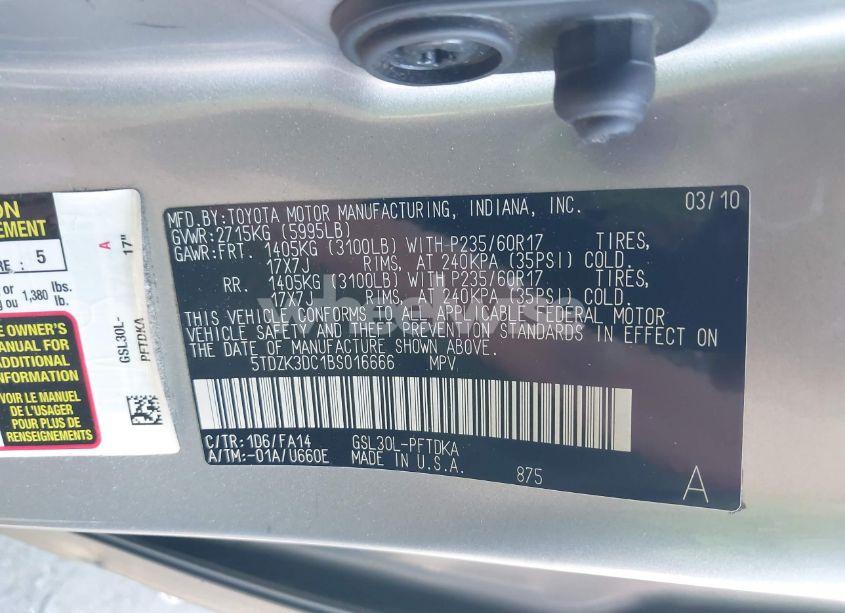 Photo 9 of 2011 Toyota Sienna BASE V6 (VIN 5TDZK3DC1BS016666)