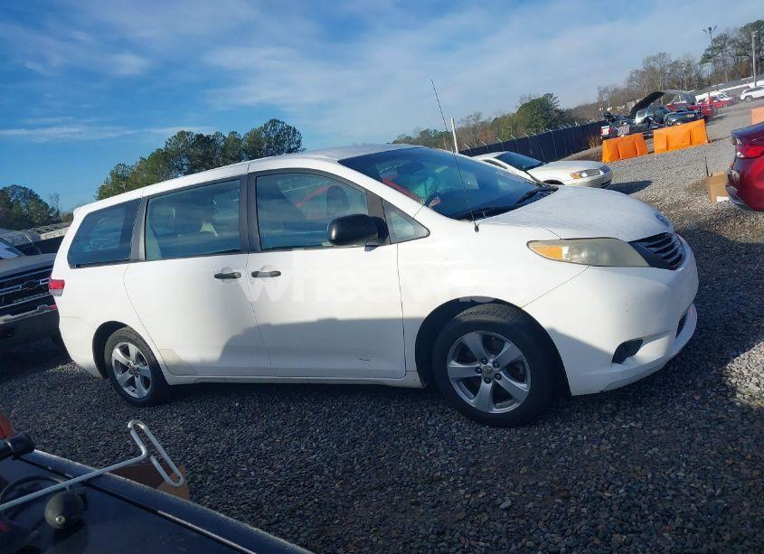 Photo 13 of 2012 Toyota Sienna BASE V6 7 PASSENGER (VIN 5TDZK3DC1CS229747)