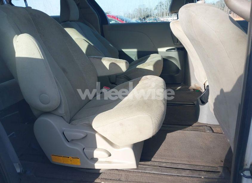 Photo 8 of 2012 Toyota Sienna BASE V6 7 PASSENGER (VIN 5TDZK3DC1CS229747)