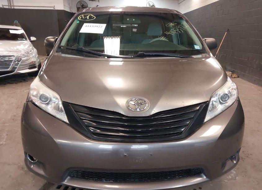 Photo 12 of 2013 Toyota Sienna L V6 7 PASSENGER (VIN 5TDZK3DC1DS282384)