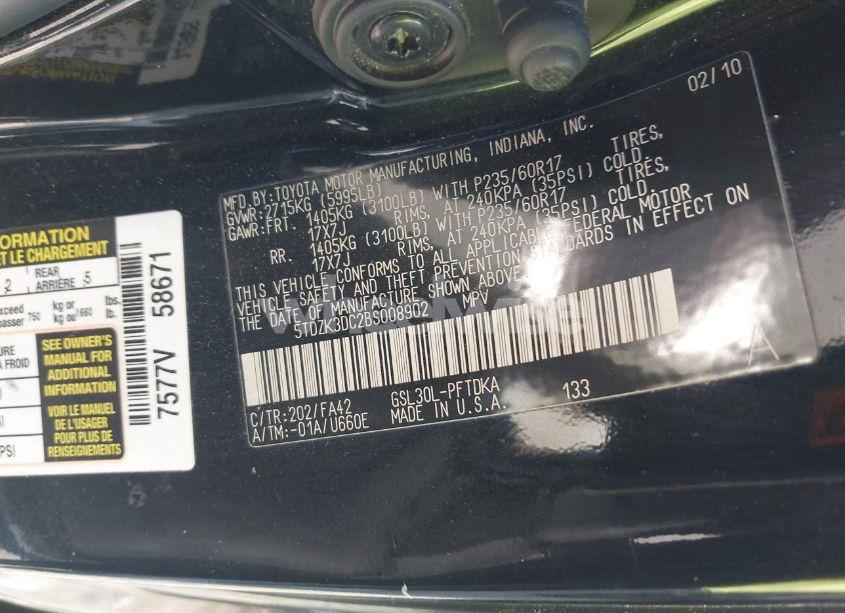 Photo 9 of 2011 Toyota Sienna BASE V6 (VIN 5TDZK3DC2BS008902)
