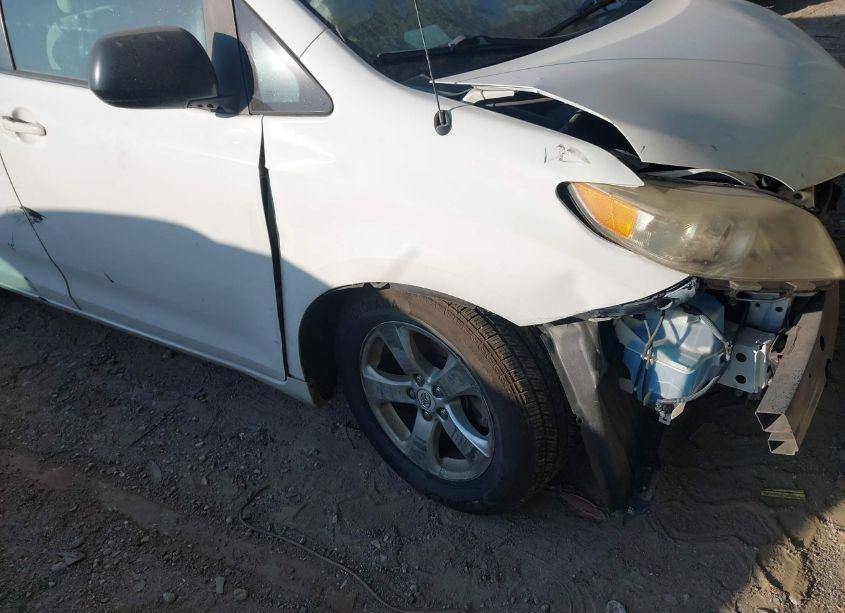 Photo 18 of 2011 Toyota Sienna BASE V6 (VIN 5TDZK3DC2BS027823)