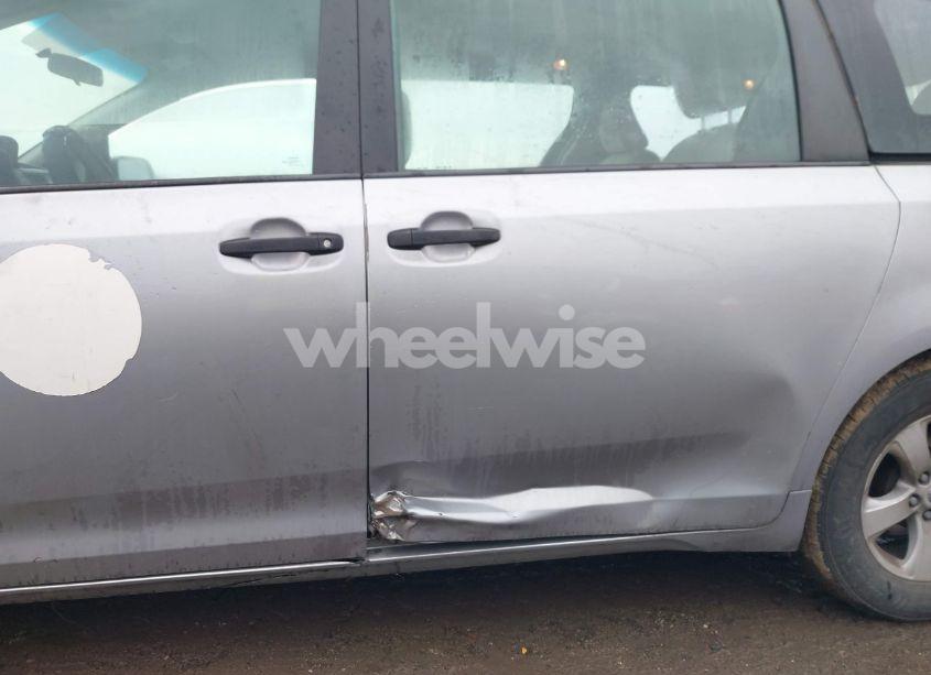 Photo 6 of 2012 Toyota Sienna BASE V6 7 PASSENGER (VIN 5TDZK3DC2CS221981)