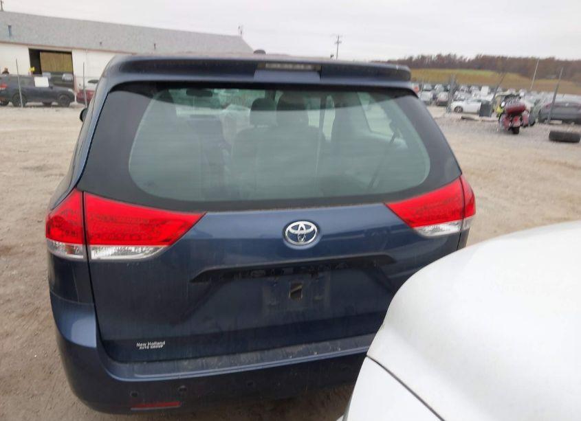Photo 16 of 2014 Toyota Sienna L V6 7 PASSENGER (VIN 5TDZK3DC2ES457985)