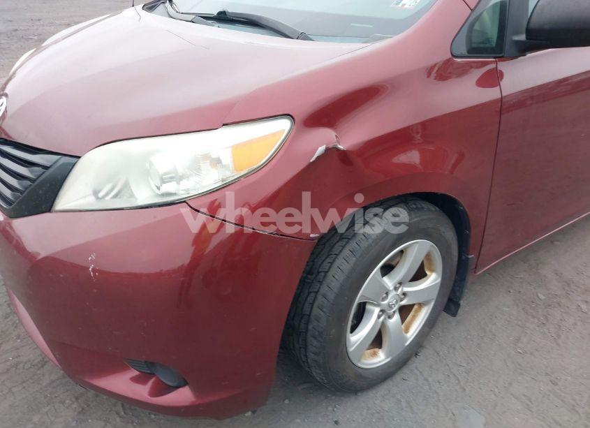 Photo 6 of 2014 Toyota Sienna L V6 7 PASSENGER (VIN 5TDZK3DC2ES505680)