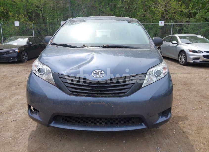 Photo 12 of 2015 Toyota Sienna L 7 PASSENGER (VIN 5TDZK3DC2FS662448)