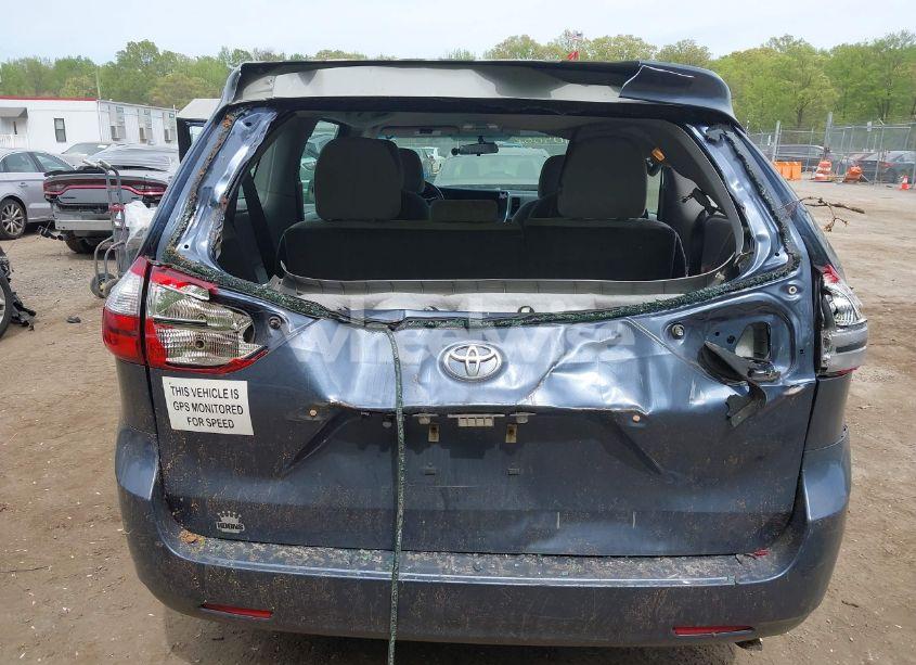 Photo 16 of 2015 Toyota Sienna L 7 PASSENGER (VIN 5TDZK3DC2FS662448)