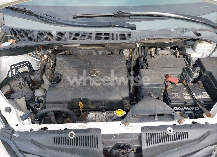 Photo 10 of 2011 Toyota Sienna BASE V6 (VIN 5TDZK3DC3BS058823)