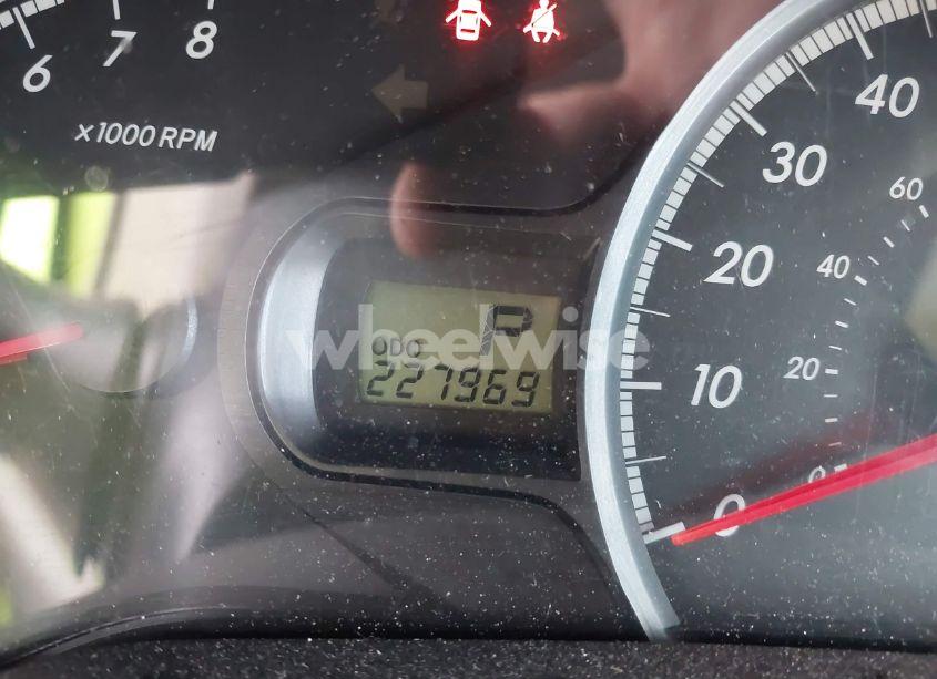 Photo 15 of 2011 Toyota Sienna BASE V6 (VIN 5TDZK3DC3BS058823)