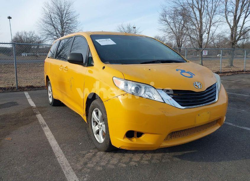 Photo 6 of 2012 Toyota Sienna BASE V6 7 PASSENGER (VIN 5TDZK3DC3CS221892)