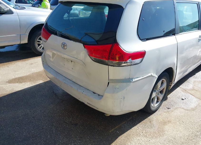 Photo 19 of 2013 Toyota Sienna L V6 7 PASSENGER (VIN 5TDZK3DC3DS386276)