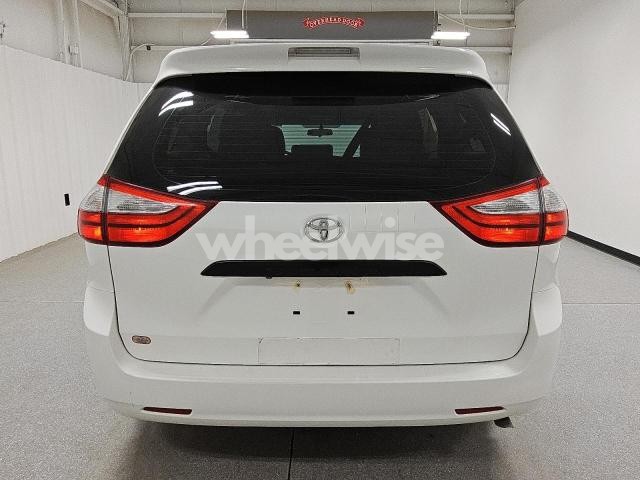 Photo 11 of 2016 TOYOTA SIENNA (VIN 5TDZK3DC3GS710587)