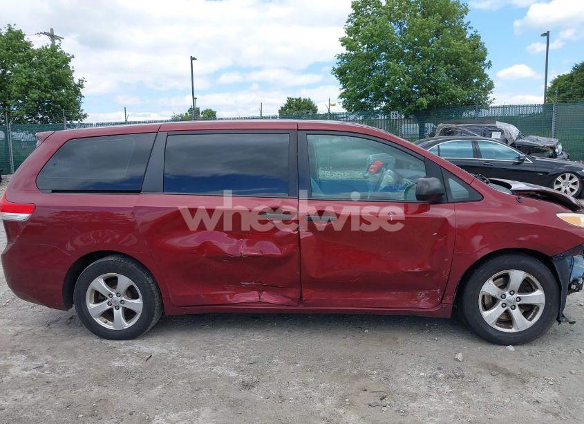 Photo 6 of 2014 Toyota Sienna L V6 7 PASSENGER (VIN 5TDZK3DC4ES406178)