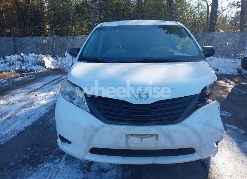 Photo 12 of 2014 Toyota Sienna L V6 7 PASSENGER (VIN 5TDZK3DC4ES441934)