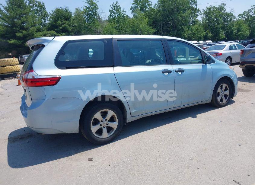 Photo 4 of 2016 Toyota Sienna L 7 PASSENGER (VIN 5TDZK3DC4GS750290)