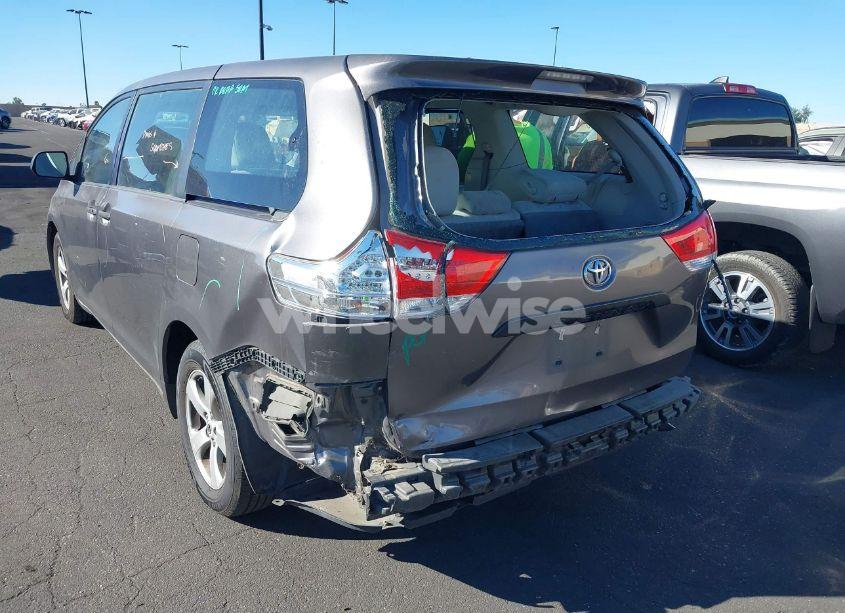 Photo 6 of 2011 Toyota Sienna BASE V6 (VIN 5TDZK3DC5BS004441)