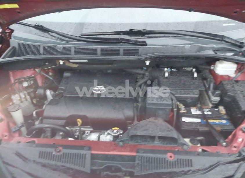 Photo 10 of 2011 Toyota Sienna BASE V6 (VIN 5TDZK3DC5BS007047)