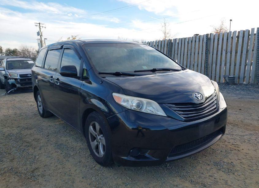 2014 Toyota Sienna L V6 7 PASSENGER (VIN 5TDZK3DC5ES426357) main photo