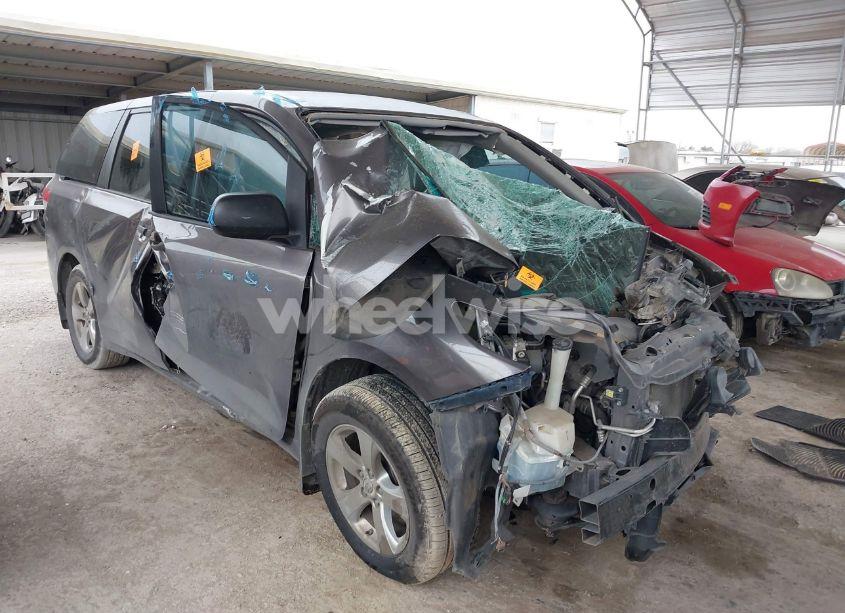 2014 Toyota Sienna L V6 7 PASSENGER (VIN 5TDZK3DC5ES475204) main photo
