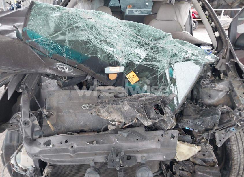 Photo 10 of 2014 Toyota Sienna L V6 7 PASSENGER (VIN 5TDZK3DC5ES475204)