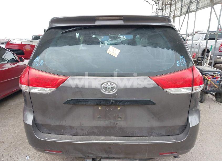 Photo 15 of 2014 Toyota Sienna L V6 7 PASSENGER (VIN 5TDZK3DC5ES475204)