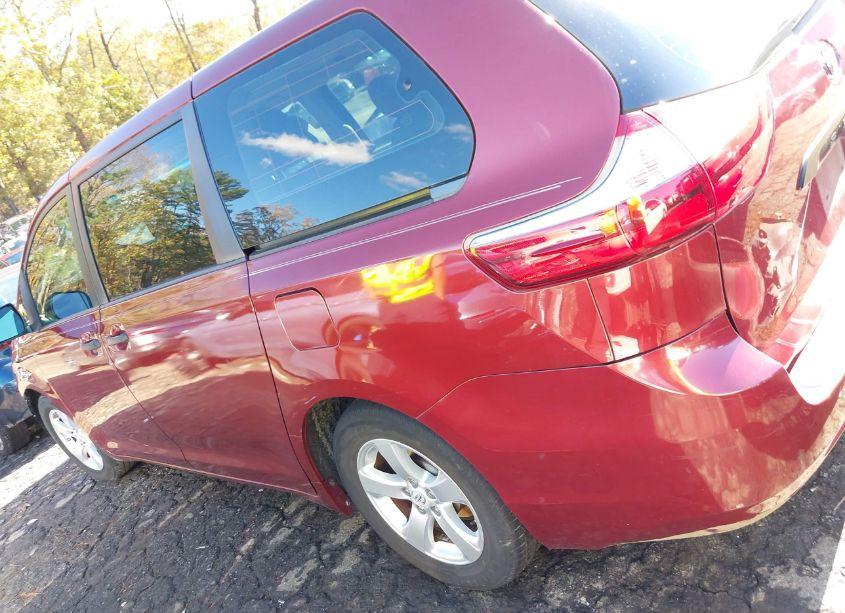 Photo 15 of 2015 Toyota Sienna L 7 PASSENGER (VIN 5TDZK3DC5FS613017)
