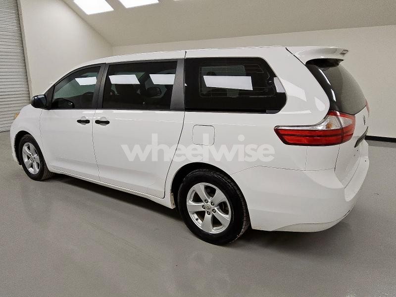 2016 TOYOTA SIENNA (VIN 5TDZK3DC5GS697759) main photo