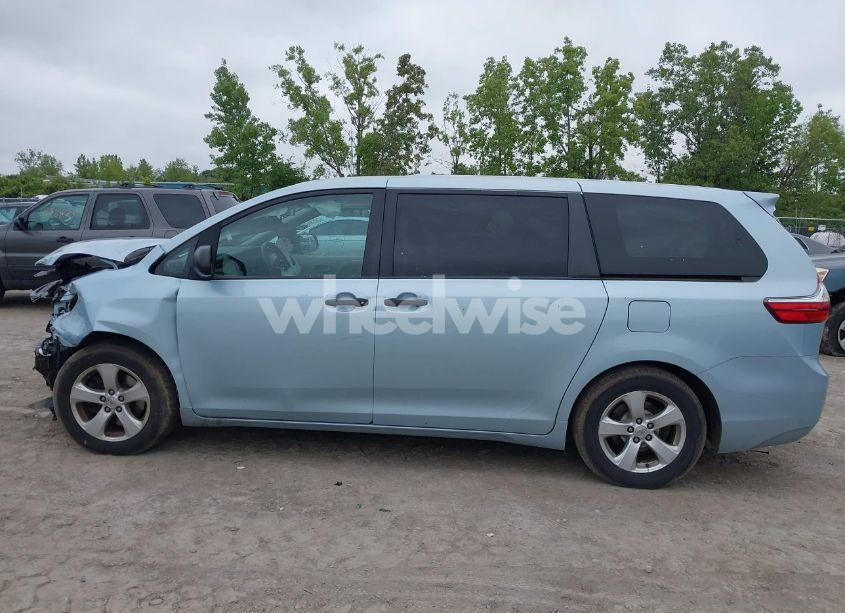 Photo 15 of 2016 Toyota Sienna L 7 PASSENGER (VIN 5TDZK3DC5GS710011)