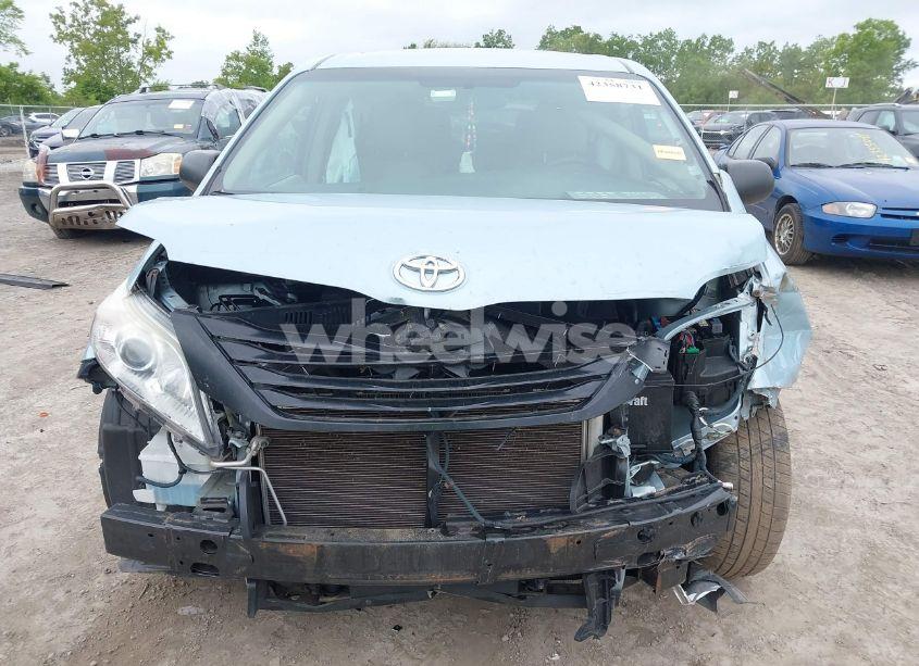 Photo 6 of 2016 Toyota Sienna L 7 PASSENGER (VIN 5TDZK3DC5GS710011)