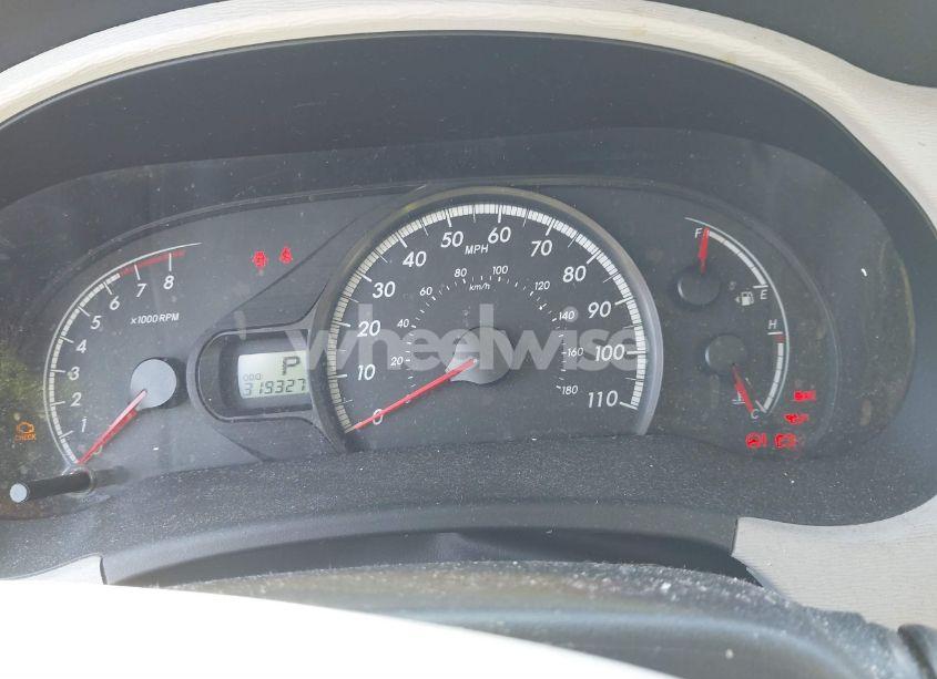 Photo 7 of 2011 Toyota Sienna BASE V6 (VIN 5TDZK3DC6BS028411)