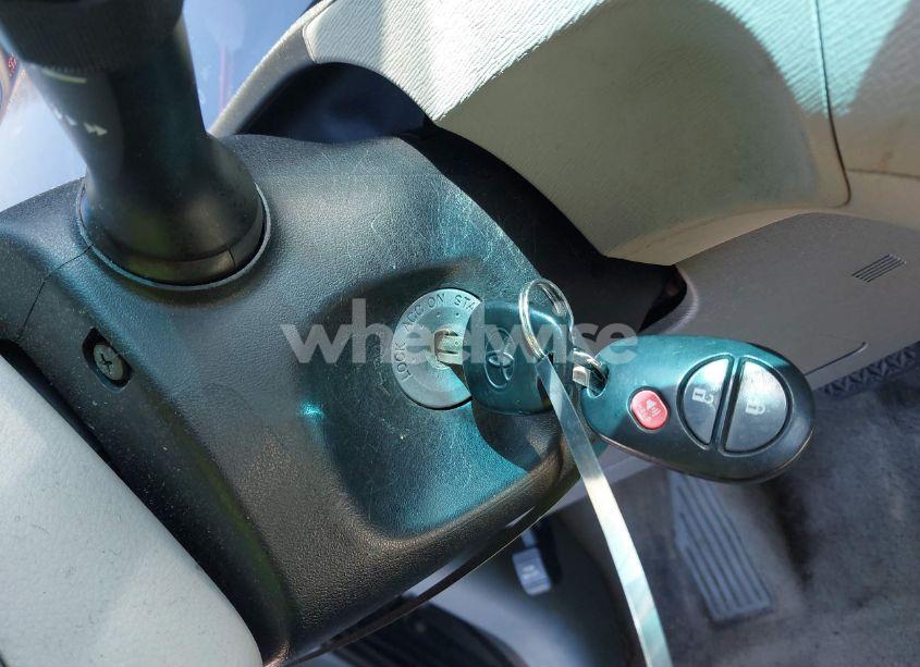 Photo 11 of 2011 Toyota Sienna BASE V6 (VIN 5TDZK3DC6BS125737)