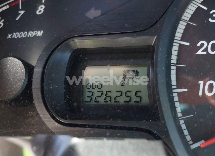 Photo 15 of 2011 Toyota Sienna BASE V6 (VIN 5TDZK3DC6BS171780)