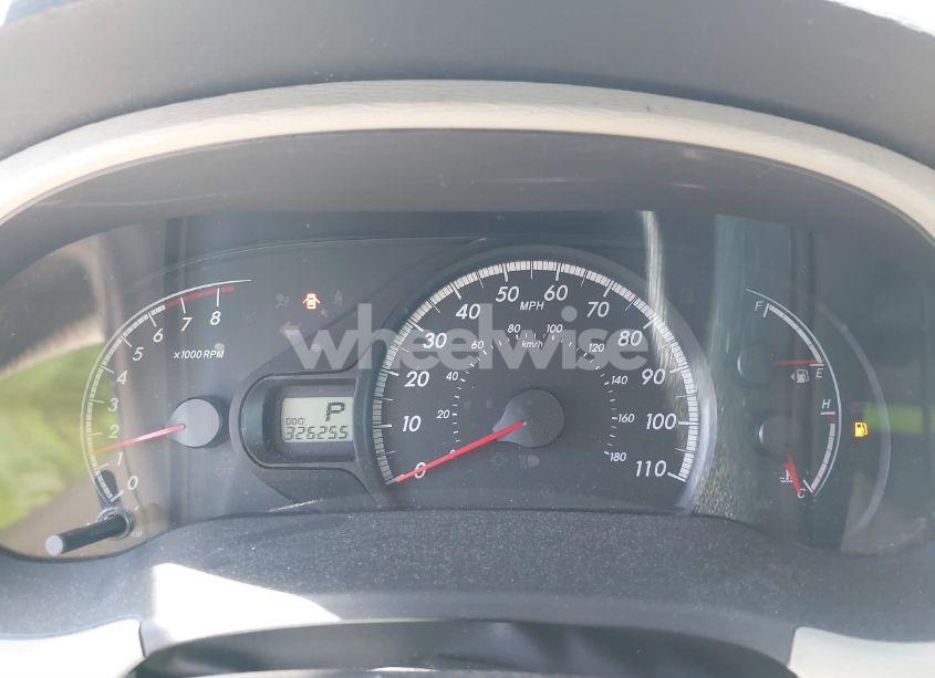 Photo 7 of 2011 Toyota Sienna BASE V6 (VIN 5TDZK3DC6BS171780)