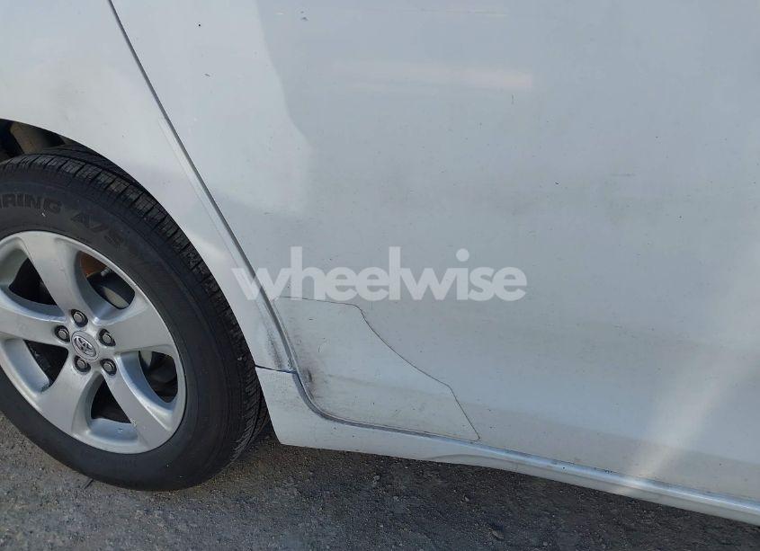 Photo 18 of 2012 Toyota Sienna BASE V6 7 PASSENGER (VIN 5TDZK3DC6CS178052)