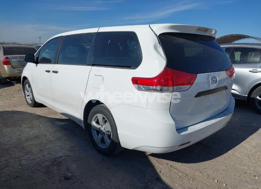 Photo 3 of 2012 Toyota Sienna BASE V6 7 PASSENGER (VIN 5TDZK3DC6CS178052)