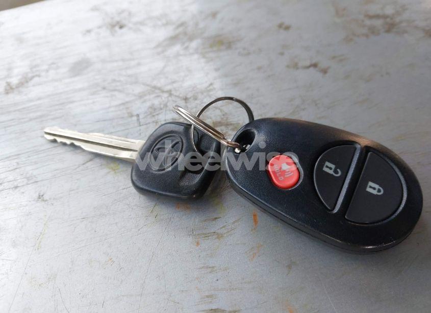 Photo 11 of 2012 Toyota Sienna BASE V6 7 PASSENGER (VIN 5TDZK3DC6CS277471)