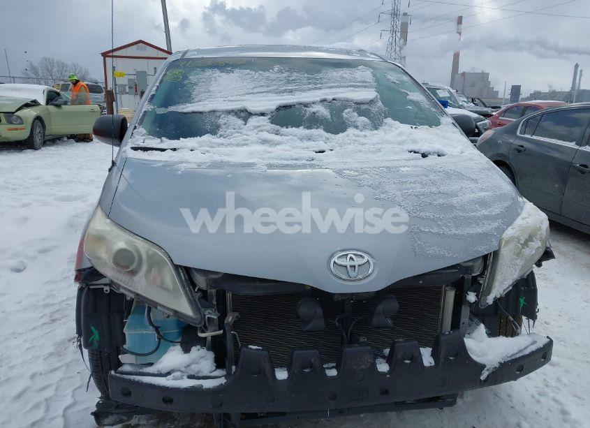 Photo 12 of 2012 Toyota Sienna BASE V6 7 PASSENGER (VIN 5TDZK3DC6CS277471)