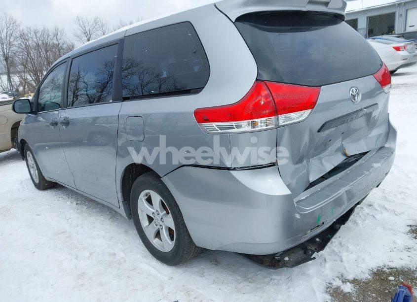 Photo 3 of 2012 Toyota Sienna BASE V6 7 PASSENGER (VIN 5TDZK3DC6CS277471)