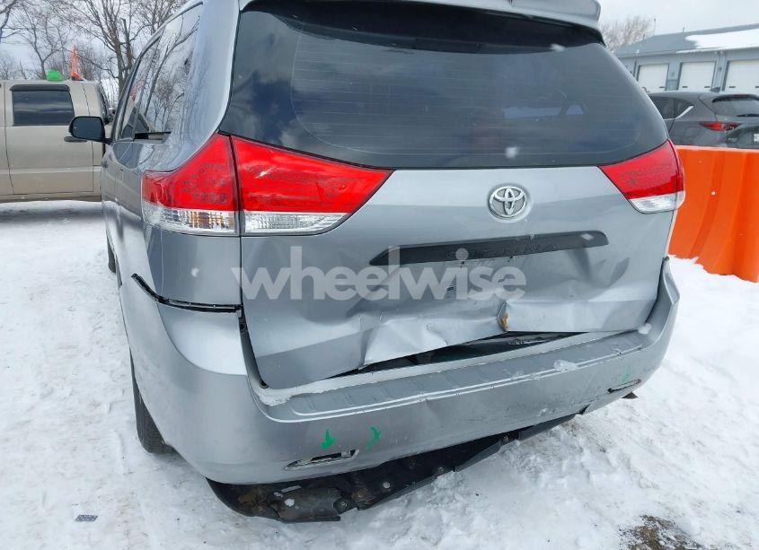 Photo 6 of 2012 Toyota Sienna BASE V6 7 PASSENGER (VIN 5TDZK3DC6CS277471)