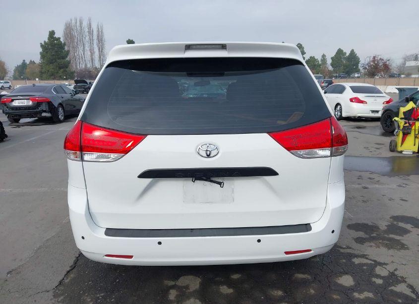 Photo 17 of 2013 Toyota Sienna L V6 7 PASSENGER (VIN 5TDZK3DC6DS280582)