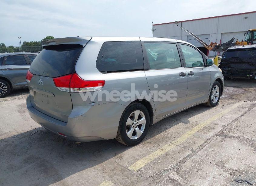 Photo 4 of 2013 Toyota Sienna L V6 7 PASSENGER (VIN 5TDZK3DC6DS349268)