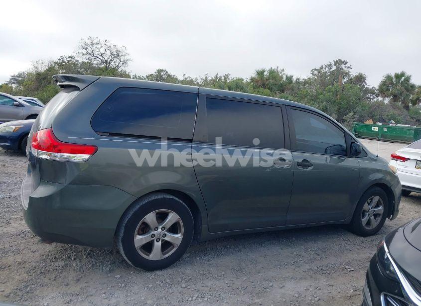 Photo 13 of 2014 Toyota Sienna L V6 7 PASSENGER (VIN 5TDZK3DC6ES421278)