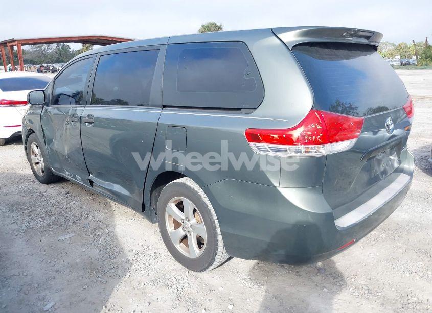 Photo 3 of 2014 Toyota Sienna L V6 7 PASSENGER (VIN 5TDZK3DC6ES421278)