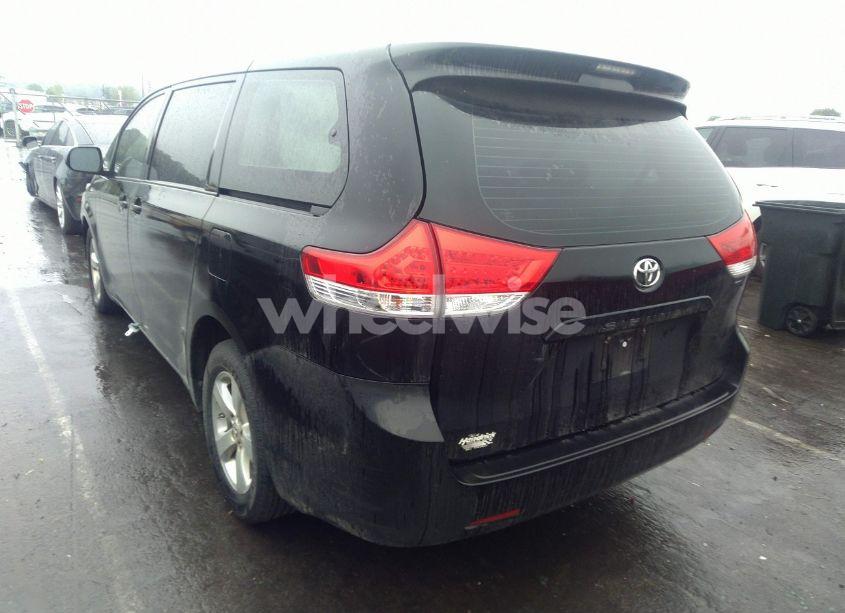 Photo 3 of 2014 Toyota Sienna L V6 7 PASSENGER (VIN 5TDZK3DC6ES472540)