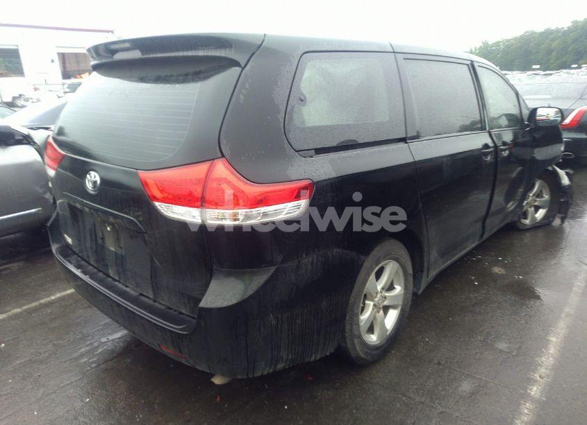 Photo 4 of 2014 Toyota Sienna L V6 7 PASSENGER (VIN 5TDZK3DC6ES472540)