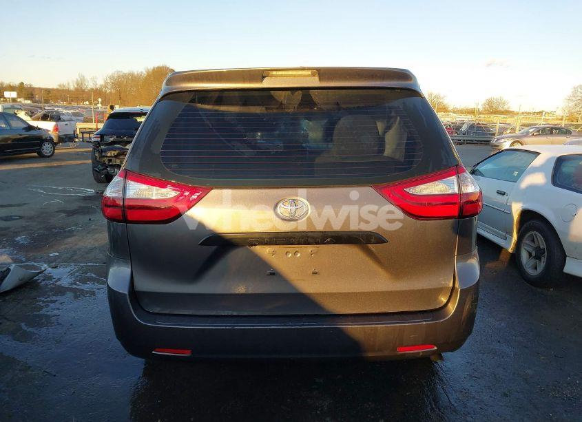 Photo 17 of 2016 Toyota Sienna L 7 PASSENGER (VIN 5TDZK3DC6GS740375)