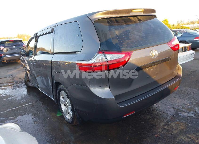 Photo 3 of 2016 Toyota Sienna L 7 PASSENGER (VIN 5TDZK3DC6GS740375)
